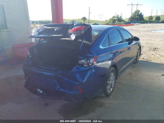 Hyundai SONATA SE 2019 5NPE24AF7KH774780 Image 4