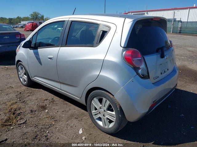 Chevrolet Spark 1lt Cvt 2015 KL8CD6S92FC733537 Image 3