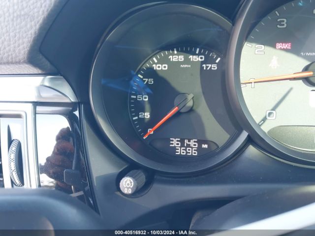 WP1AB2A51HLB18135 Porsche MACAN S