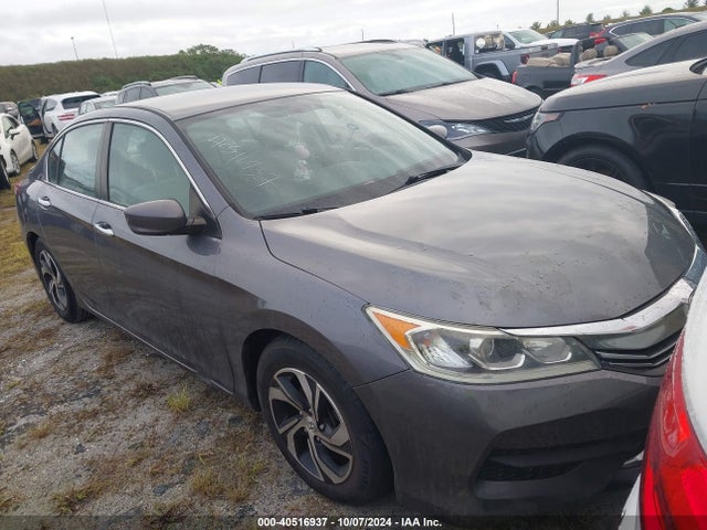 40516937 :رقم المزاد ، 1HGCR2F3XGA194395 vin ، 2016 Honda Accord Lx مزاد بيع