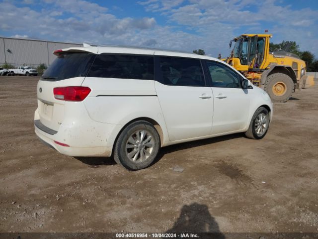 KNDMB5C15F6039153 KIA SEDONA LX