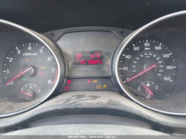 KNDMB5C15F6039153 KIA SEDONA LX
