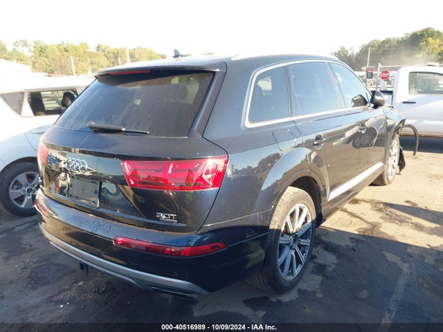 Audi Q7 3.0t Premium 2017 WA1VAAF78HD036353 Image 4