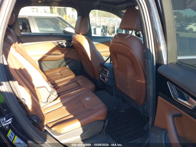 Audi Q7 3.0t Premium 2017 WA1VAAF78HD036353 Image 8