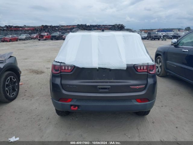 3C4NJDDB1KT740099 Jeep Compass Trailhawk 4x4