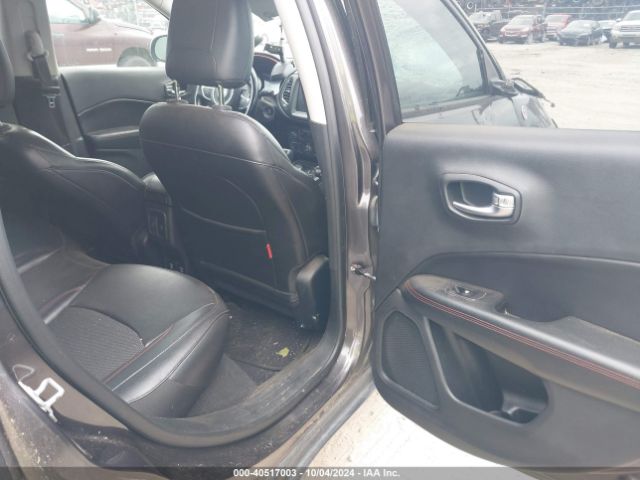 3C4NJDDB1KT740099 Jeep Compass Trailhawk 4x4