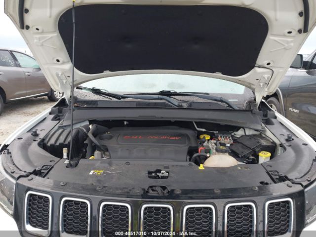 3C4NJCCB4JT156046 Jeep Compass Limited