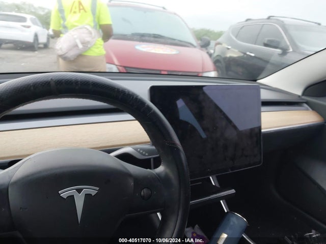 5YJ3E1EA8LF657995 Tesla MODEL 3