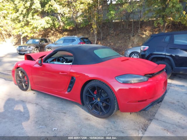 2019 PORSCHE 718 BOXSTER WP0CB2A8XKS228666 Photo 2