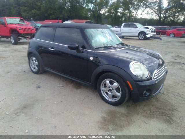 2007 MINI COOPER WMWMF33547TL77896 Photo 0