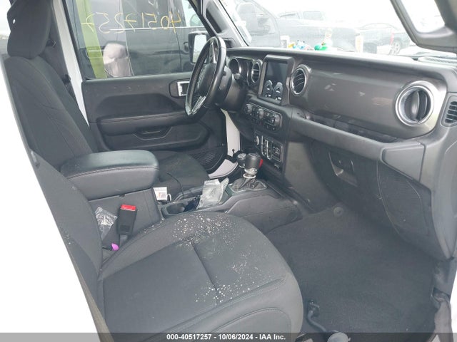 1C4HJXEN5MW611478 Jeep Wrangler Unlimited Sahara 4x4