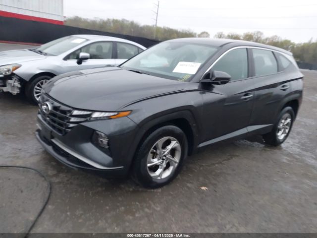 5NMJA3AE1NH003932 Hyundai TUCSON SE