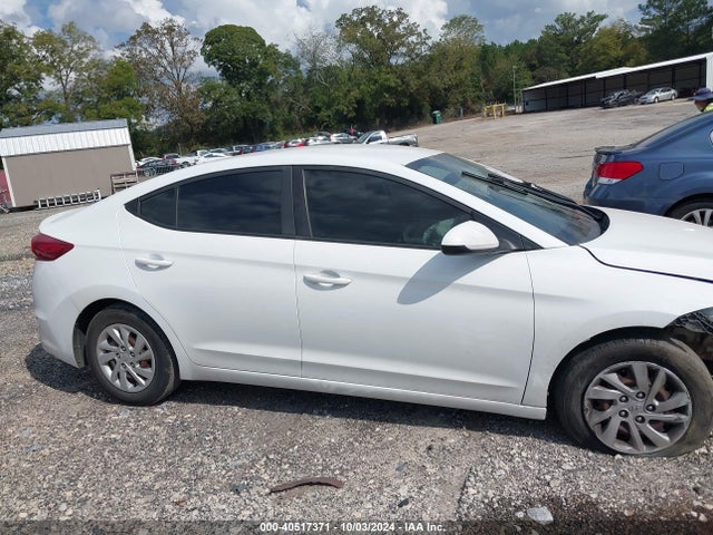 5NPD74LF8HH149923 Hyundai ELANTRA SE