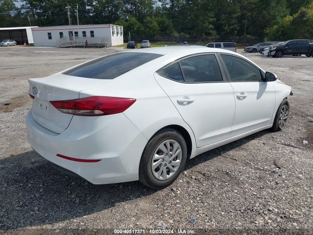 5NPD74LF8HH149923 Hyundai ELANTRA SE