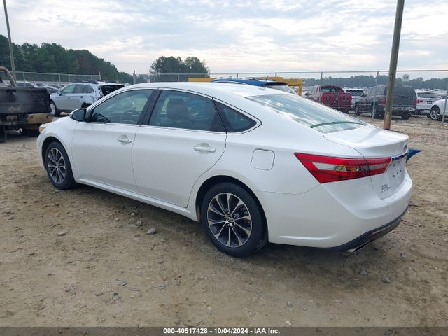 Toyota Avalon Xle Premium 2018 4T1BK1EB9JU287637 Image 3