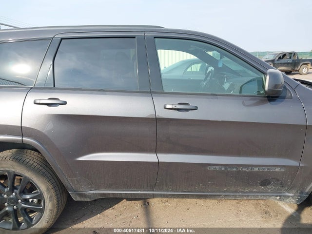 1C4RJFAG5MC668738 Jeep Grand Cherokee Laredo X 4x4