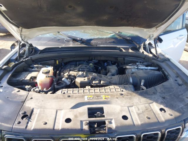 1C4RJJBG1M8115122 Jeep Grand Cherokee L Limited 4x2