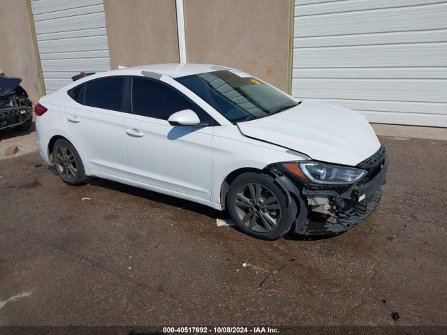 5NPD84LF1JH285006 Hyundai ELANTRA SEL