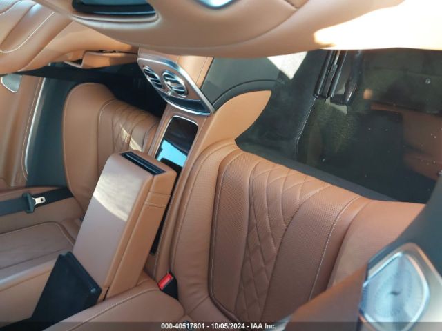 WDDXK8DB1JA032556 Mercedes-Benz S 560