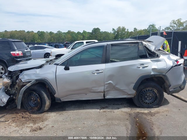Toyota RAV4 LE 2019 2T3H1RFV4KW029006 Image 6