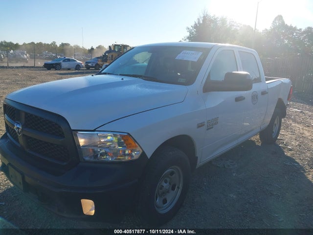 1C6RR7ST2NS245396 RAM 1500 Classic Tradesman  4x4 6'4 Box