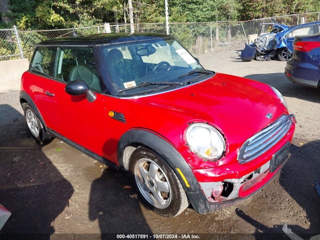 2009 MINI COOPER WMWMF33549TW77408 Photo 0