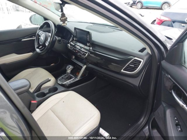KNDERCAA6M7213150 KIA SELTOS EX