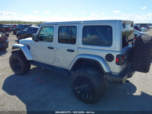 1C4HJXEN6NW251400 Jeep Wrangler Unlimited Sahara 4x4