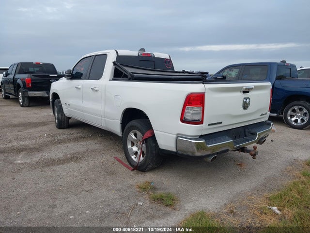 1C6SRFBT1LN195761 RAM 1500 Big Horn  4x4 6'4 Box
