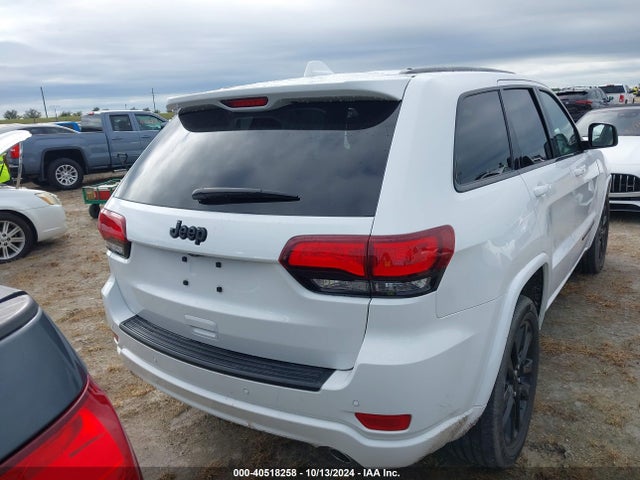 1C4RJEAG8NC154099 Jeep Grand Cherokee Wk Laredo X 4x2