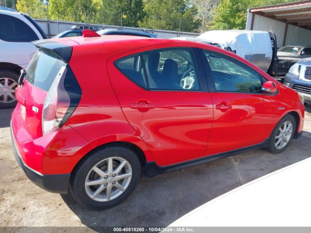 JTDKDTB35H1595424 Toyota Prius C One