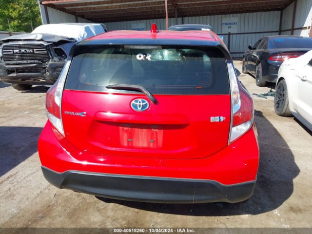 JTDKDTB35H1595424 Toyota Prius C One