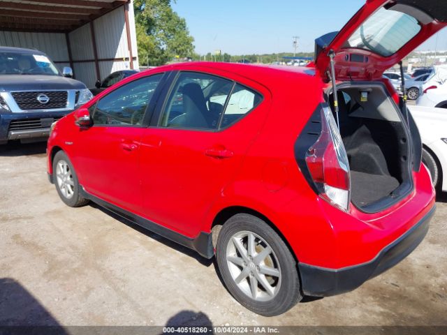 JTDKDTB35H1595424 Toyota Prius C One