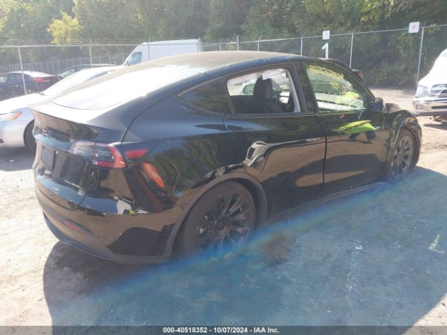 2022 TESLA MODEL Y 7SAYGDEE8NF429568 Photo 3