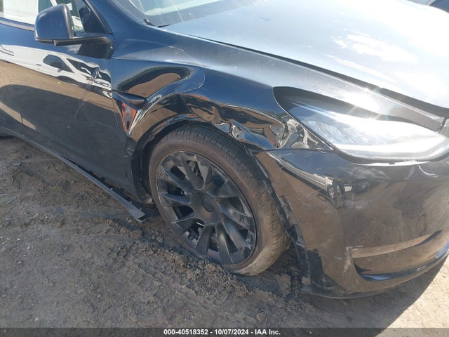 2022 TESLA MODEL Y 7SAYGDEE8NF429568 Photo 5