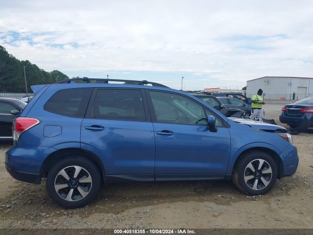 Subaru Forester 2.5i Premium 2018 JF2SJAGC8JH554838 Image 14