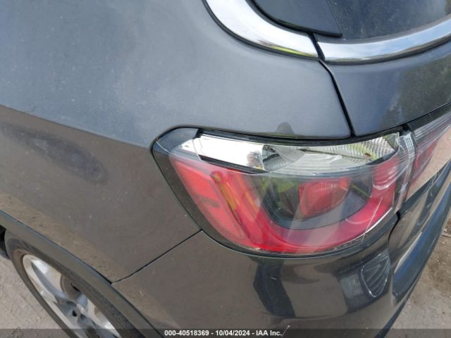 3C4NJCCB4KT653048 Jeep Compass Limited Fwd