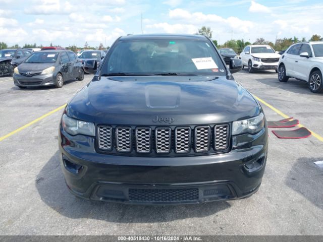 1C4RJEAG0HC868491 Jeep Grand Cherokee Altitude 4x2