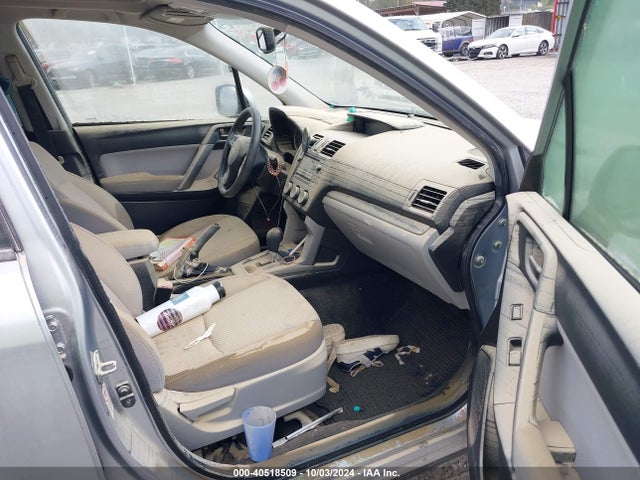 JF2SJADC9EH527562 Subaru Forester 2.5i Premium