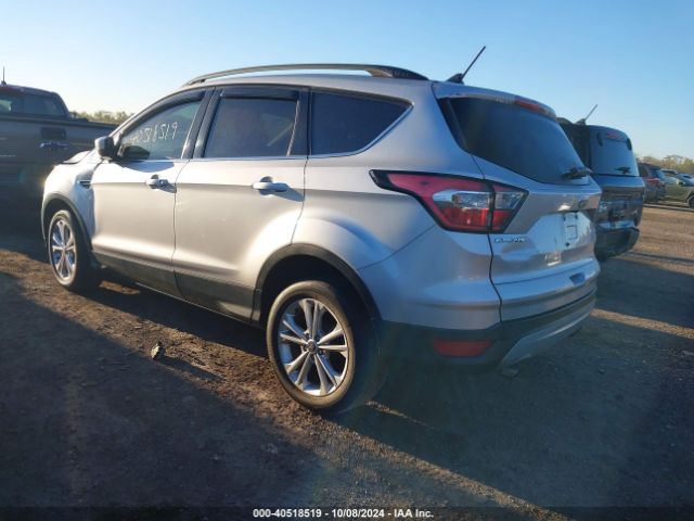1FMCU0HD3JUA03747 Ford ESCAPE SEL