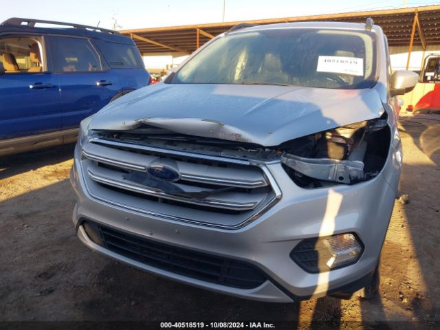 1FMCU0HD3JUA03747 Ford ESCAPE SEL