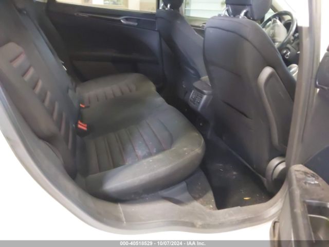 1FA6P0HD5E5355940 Ford FUSION SE