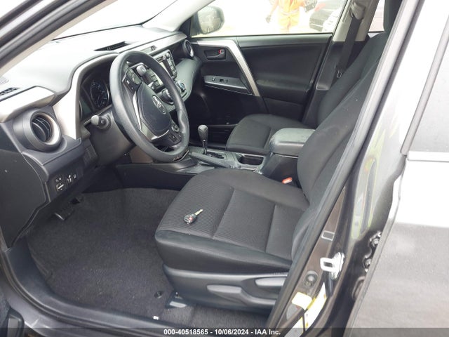 Toyota RAV4 LE 2017 JTMZFREV6HJ702540 Image 6