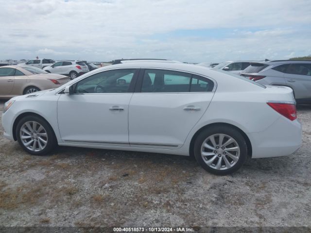 1G4GB5G39GF253035 Buick Lacrosse Leather