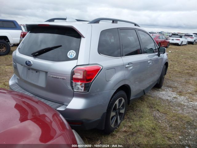 2018 SUBARU FORESTER JF2SJAJC4JH517570 Photo 3