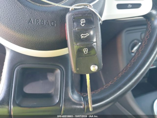 3VWF17AT2GM632463 Volkswagen Beetle 1.8t Classic