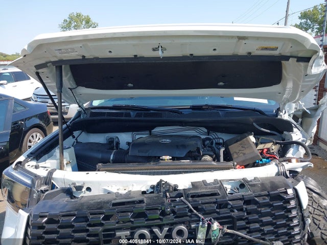 5TFDY5F19KX802497 Toyota Tundra Trd Pro 5.7l V8