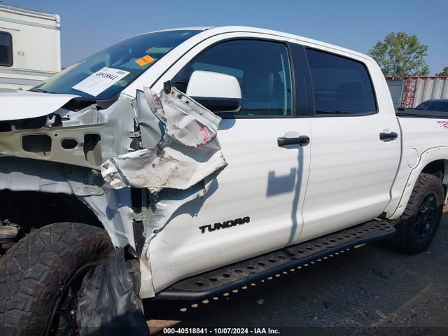 5TFDY5F19KX802497 Toyota Tundra Trd Pro 5.7l V8