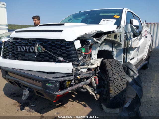 5TFDY5F19KX802497 Toyota Tundra Trd Pro 5.7l V8
