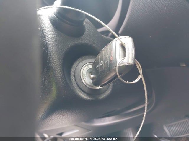 KIA Soul 2017 KNDJN2A20H7437372 Image 11